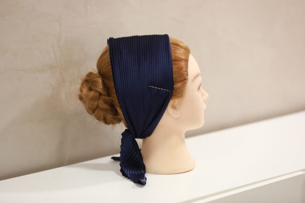 300 Marineblau