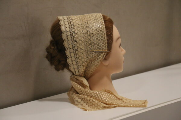 054 Gold