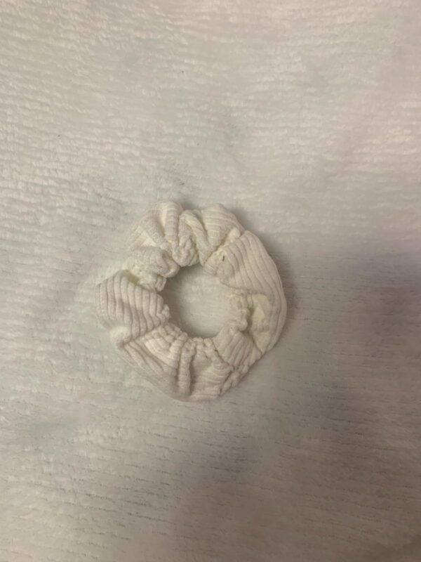 Scrunchies Ivory