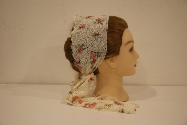 098 Ivory Bunt