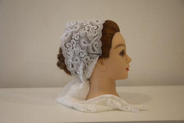 107 Ivory