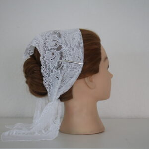 103 Spitzentuch Ivory